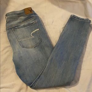American eagle jeans!